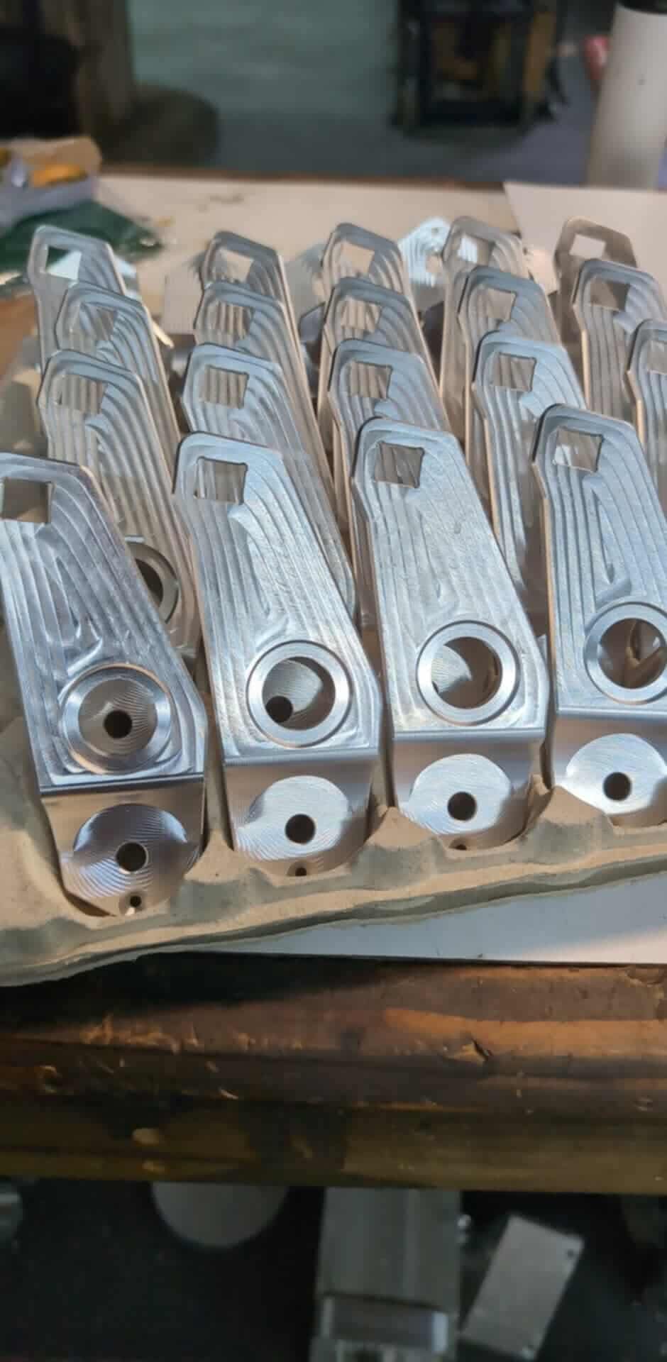 04-08 Tsx/accord radiator brackets