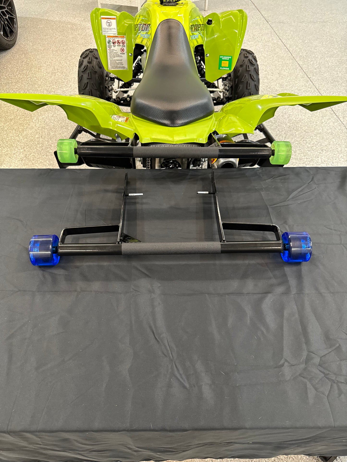Raptor 700 grab bar with wheels