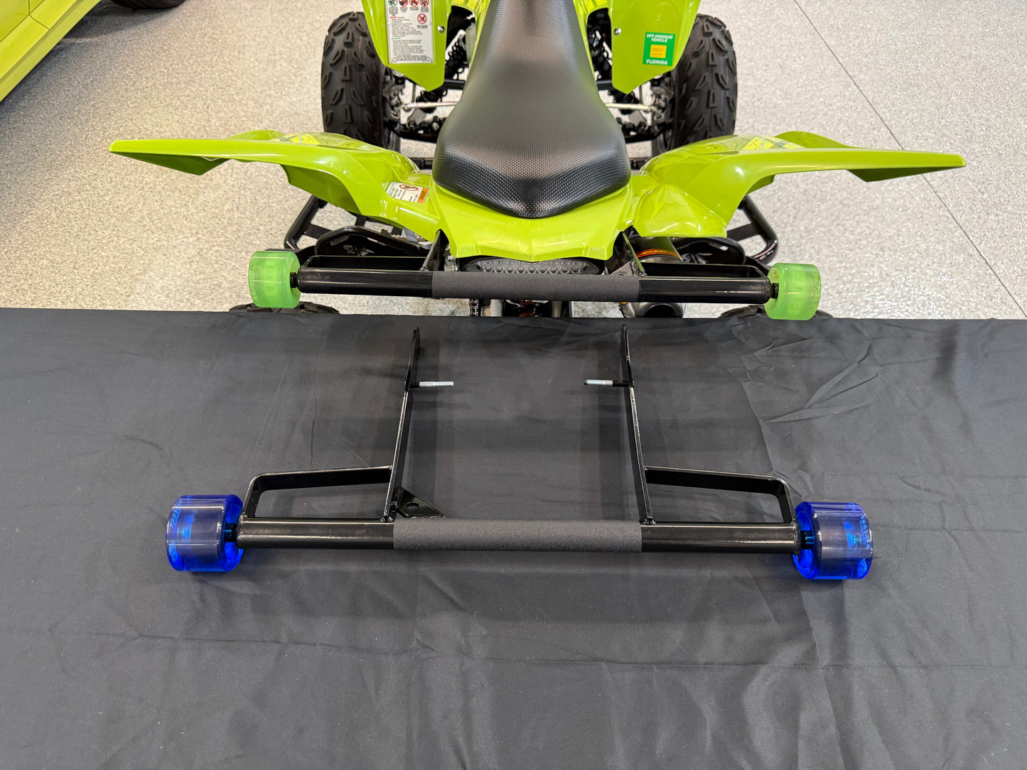Raptor 700 grab bar with wheels