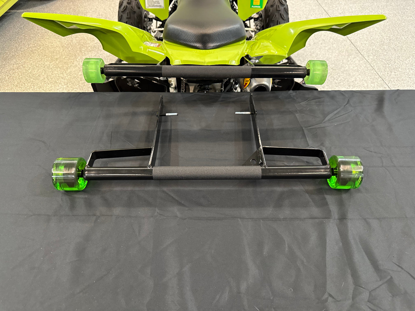 Raptor 700 grab bar with wheels