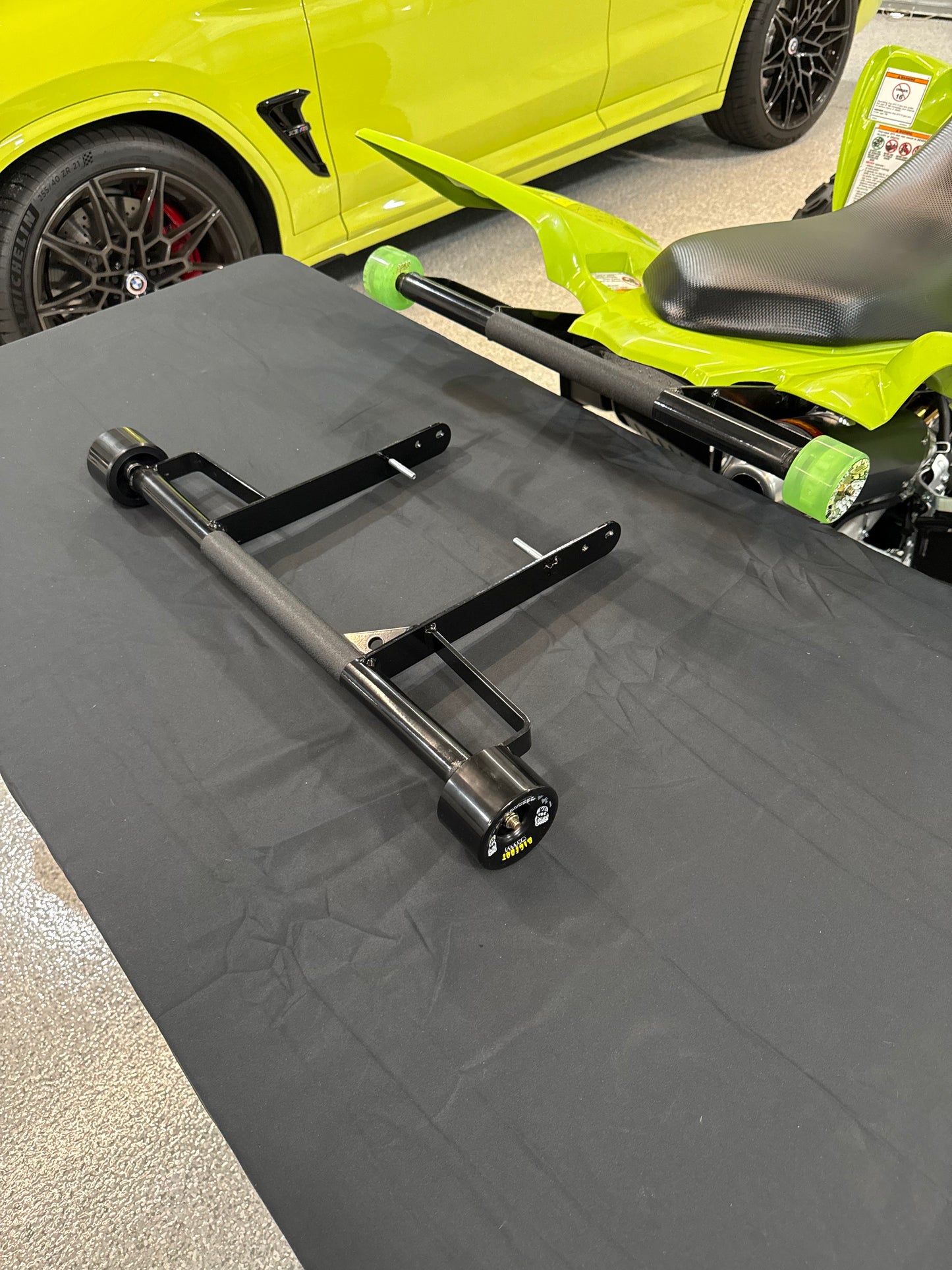 Raptor 700 grab bar with wheels