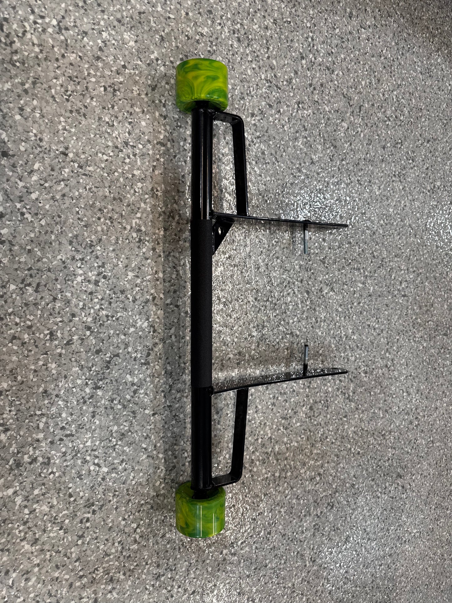 Raptor 700 grab bar with wheels